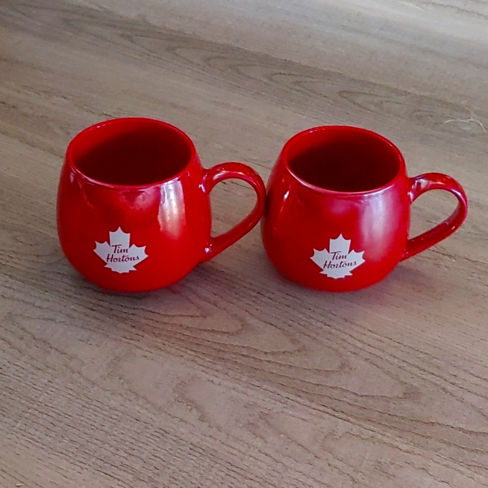 Tim Hortons Red Iridescent 2020 Coffee Tea Mug Maple Leaf Canada Set of 2